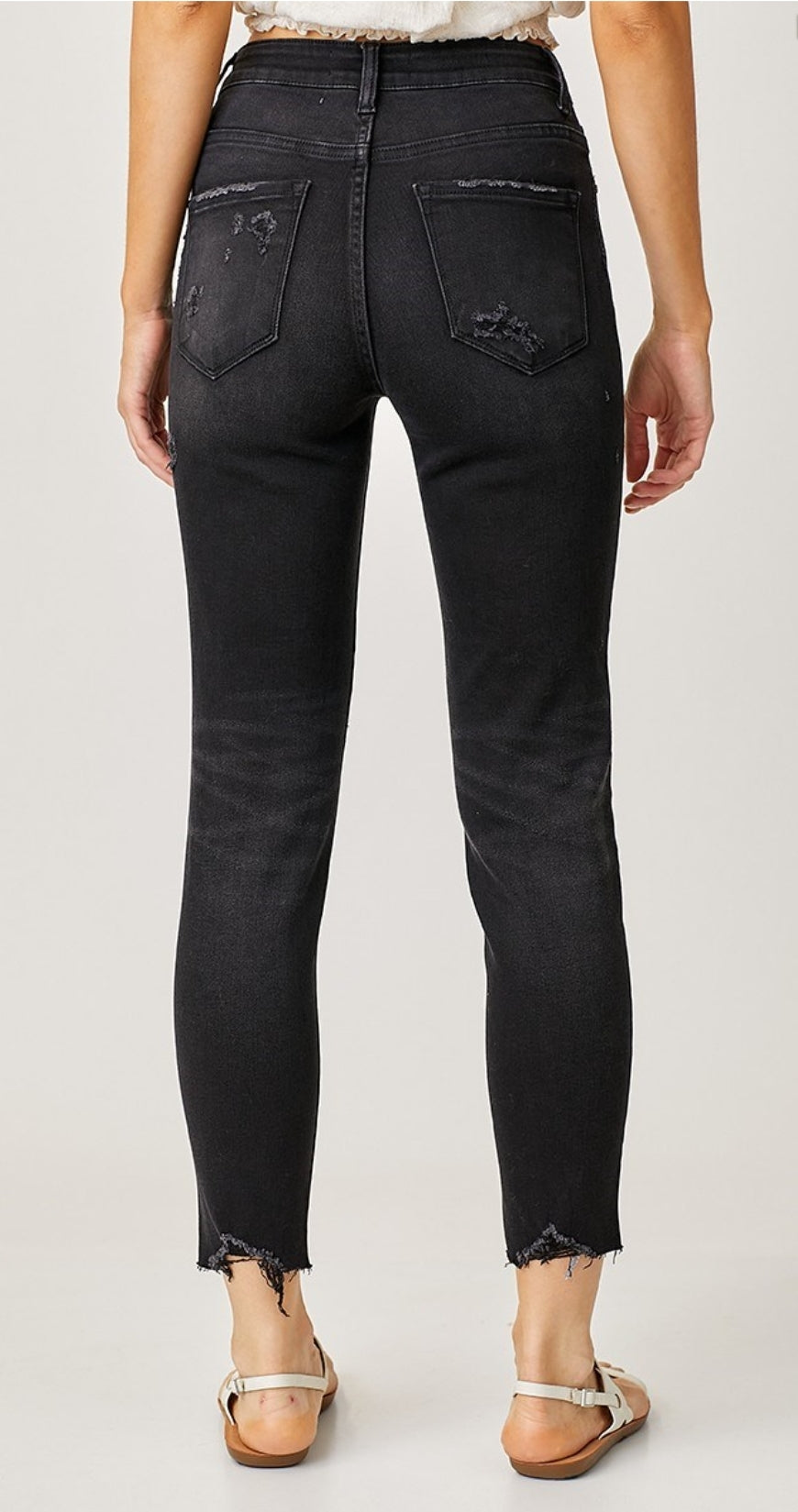 Risen mid rise tapered black jeans – Traditional Mama Co.